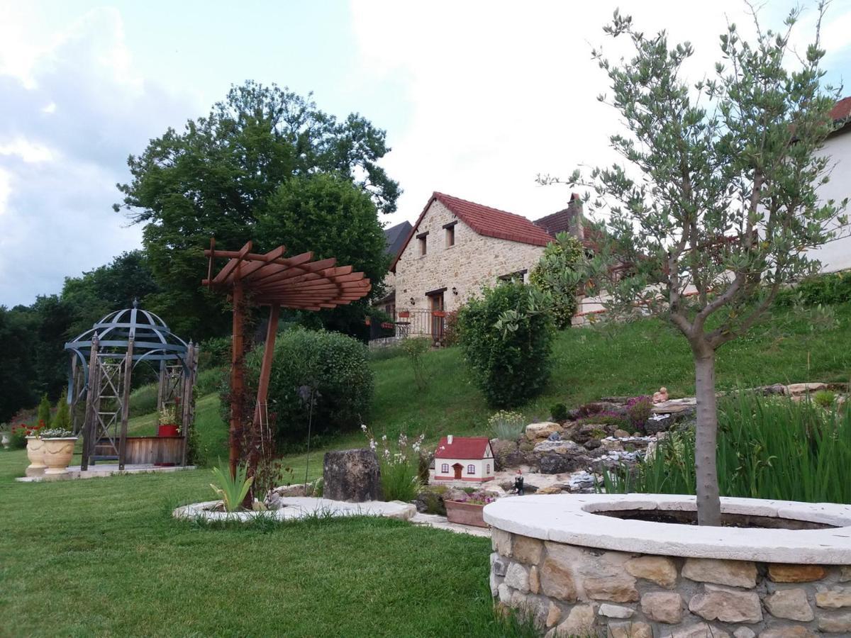 Hillside Park Dordogne Villa Saint-Lazare Exterior photo